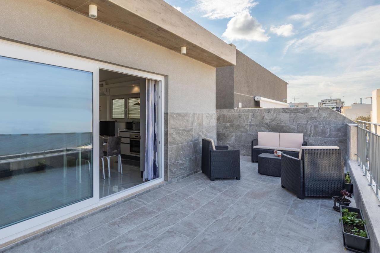 Terrace View- A Charming Two Bedrooms Penthouse Ac-Wifi Msida Kültér fotó